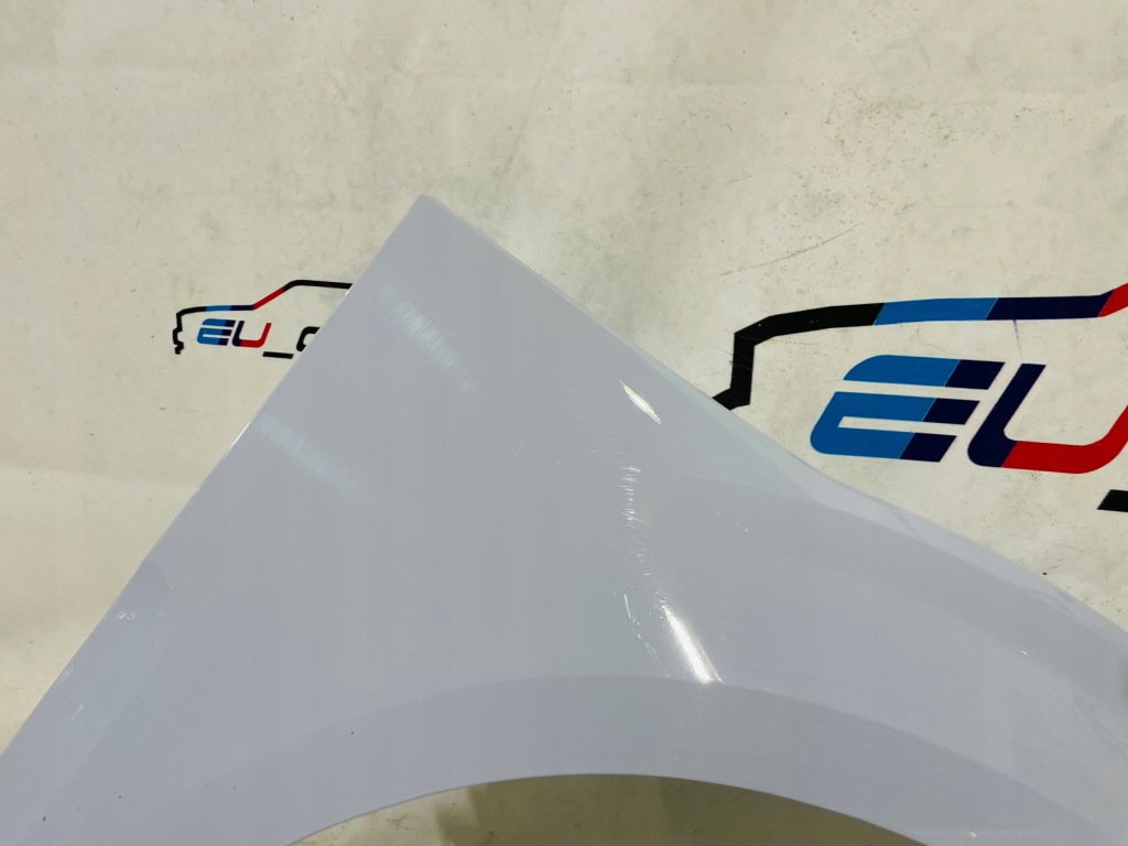 фото №7, Volvo ex30 крила правий перед передній 2023-2025 rok