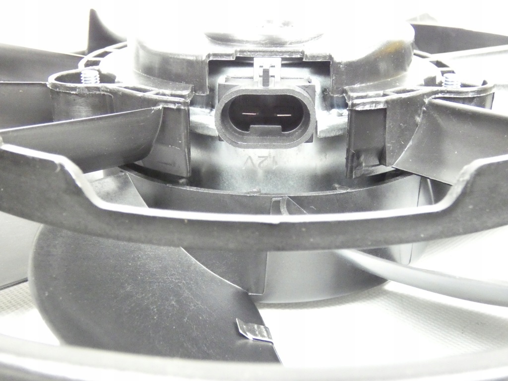 фото №4, Вентилятор радиатора корпус ford fiesta vii b-max