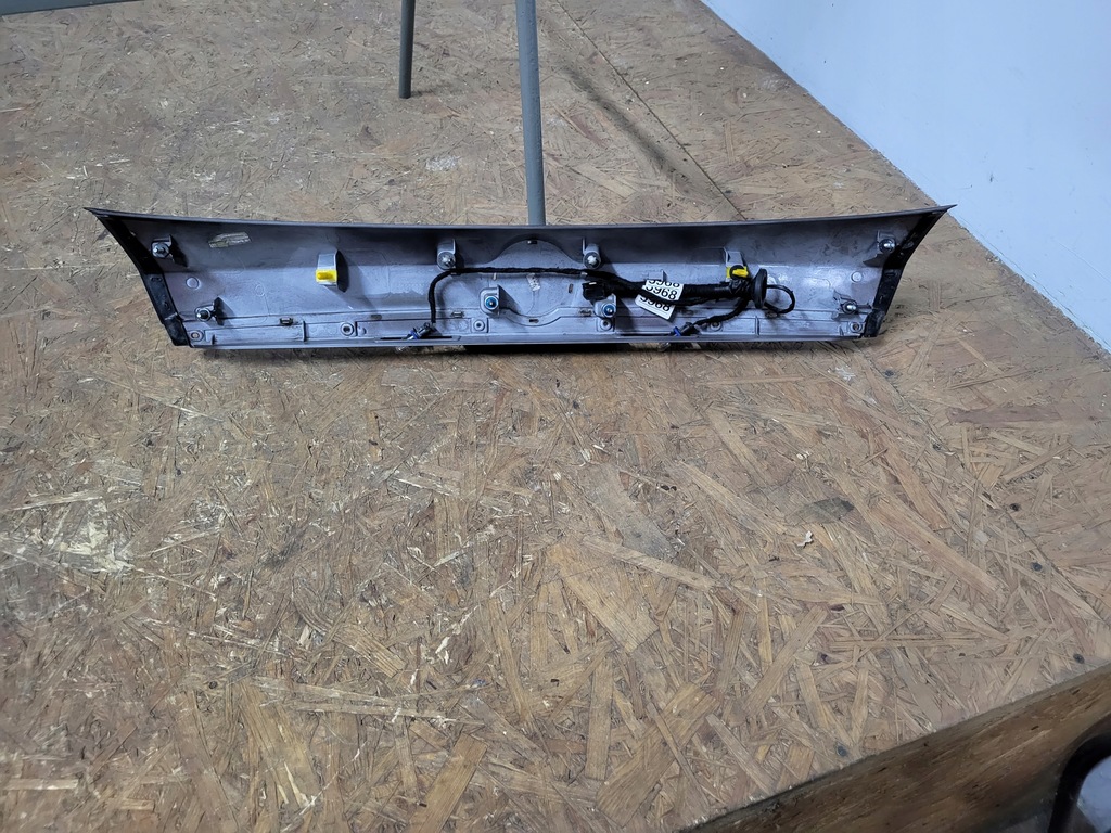 фото №6, Opel mokka x накладка крышки задний задняя