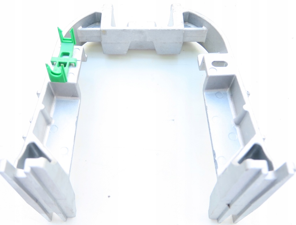 фото №1, Кронштейн подлокотник audi a6 c6 04-