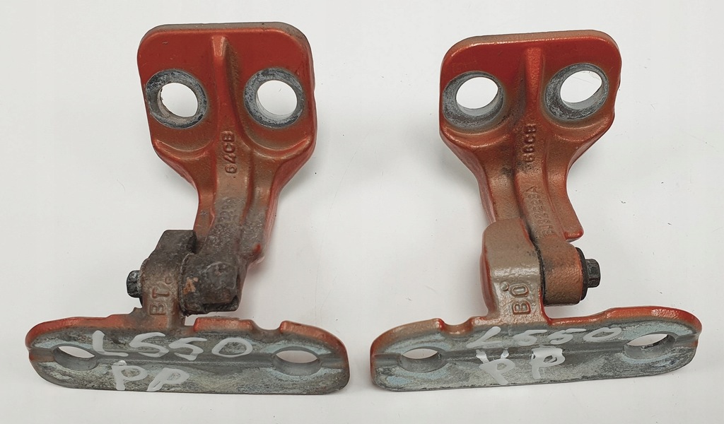 фото №1, Петлі двері правий перед discovery sport l550