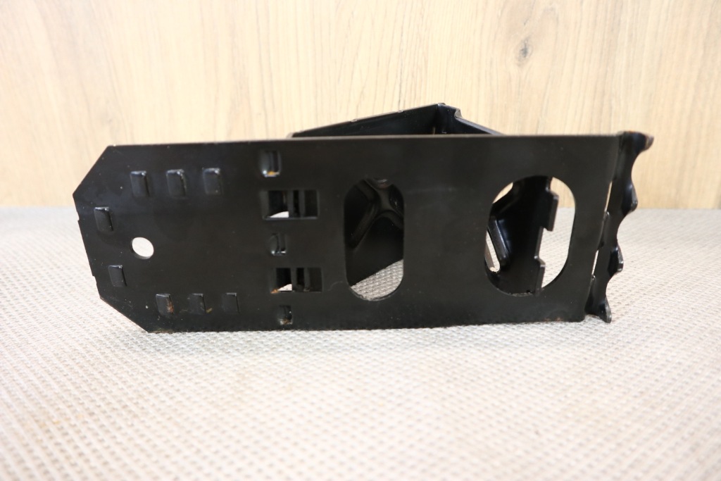 фото №3, Mercedes slk r171 w203 w209 шпонка опора блокировка колеса pod колесо a2035830075