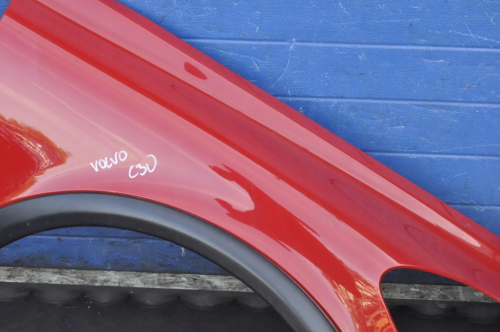 фото №9, Volvo c30 крыло правый перед передний молдинг lift