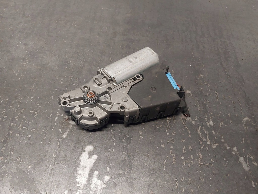 Моторчик люк volkswagen passat b5 рестайлінг  174033 Недорого