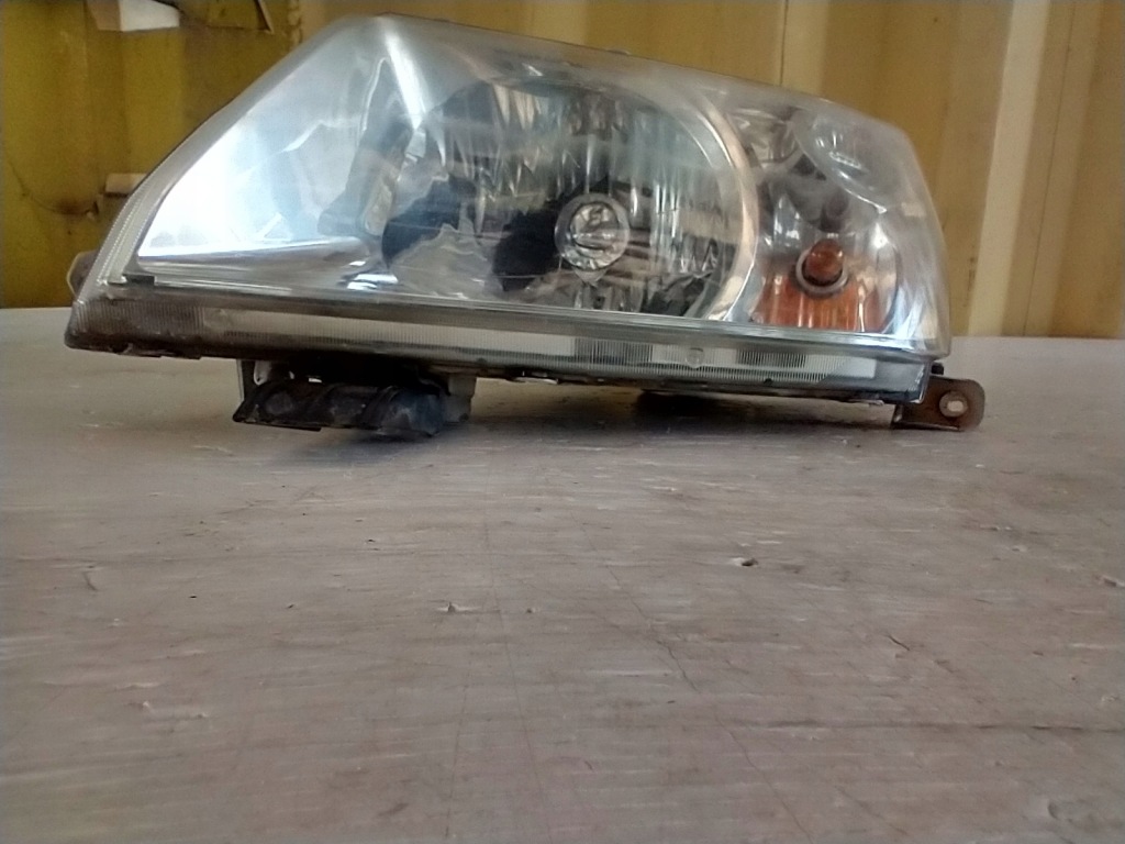 фото №12, Suzuki grand vitara ii 3d лампа h4 левый перед передняя 100-59076 anglik