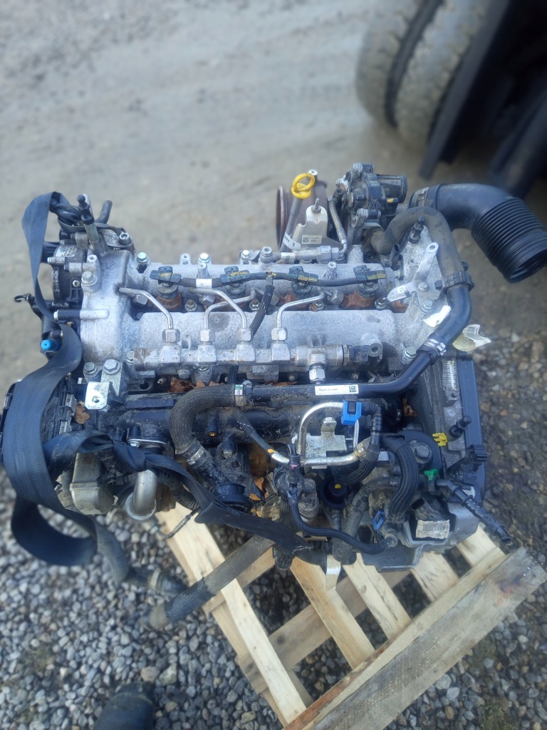 Купити Двигун комплектний  fiat doblo 2 1,6 m-jet euro 6 2021r 46346020