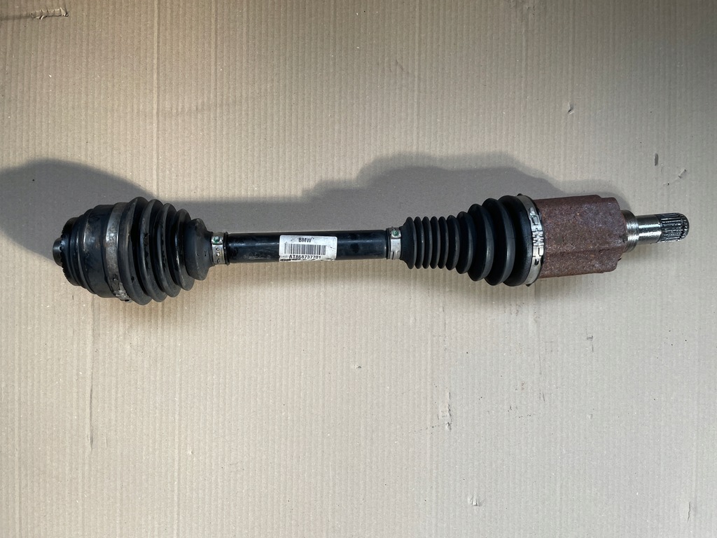 фото №1, Bmw 7 g11 g12 приводной вал левая 8687377