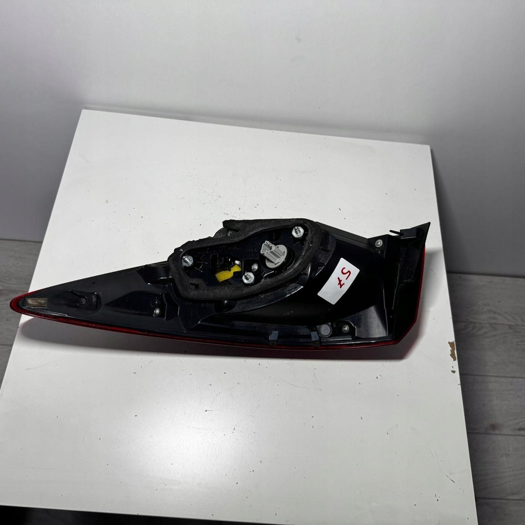 фото №10, Лампа лівий задня ліва задня mazda 3 iii bm 13- sedan 22065026