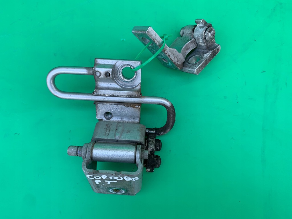 фото №1, Петли дверь правый задний seat cordoba ii 2 6l 02-