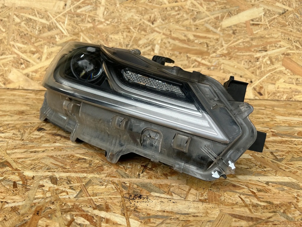 фото №9, Toyota corolla e210 e21 2020 лампы передние