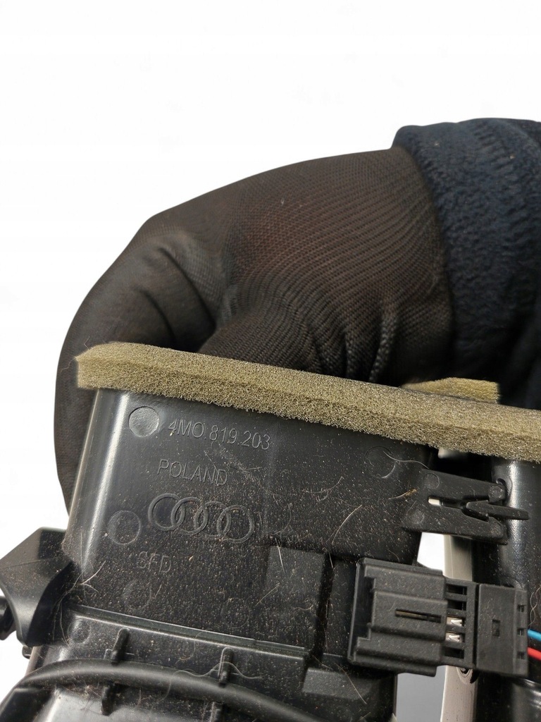 фото №5, Audi q7 4m 4m0819203 с задний решётка обдув задняя туннель среднего