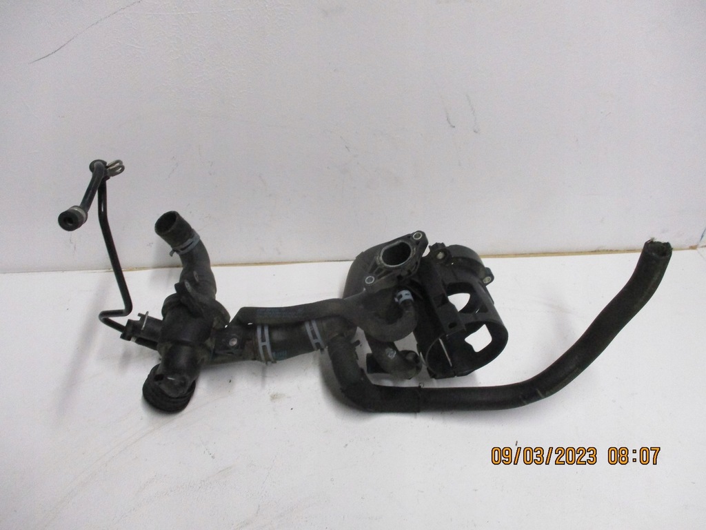 фото №1, Корпус термостата mercedes glk a6512000615