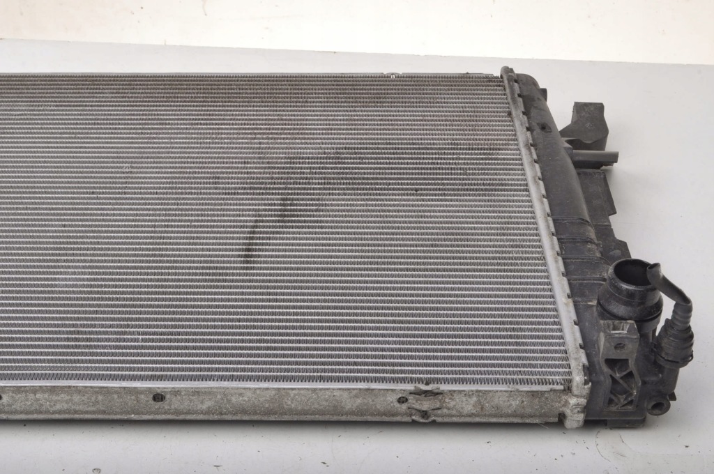 Bmw f39 f45 f46 f48 mini f54 f55 f56 f57 f60 радиатор воды 7617639 Киев