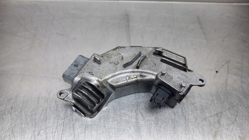 фото №1, Резистор вентилятор opel vectra c 3-73010147