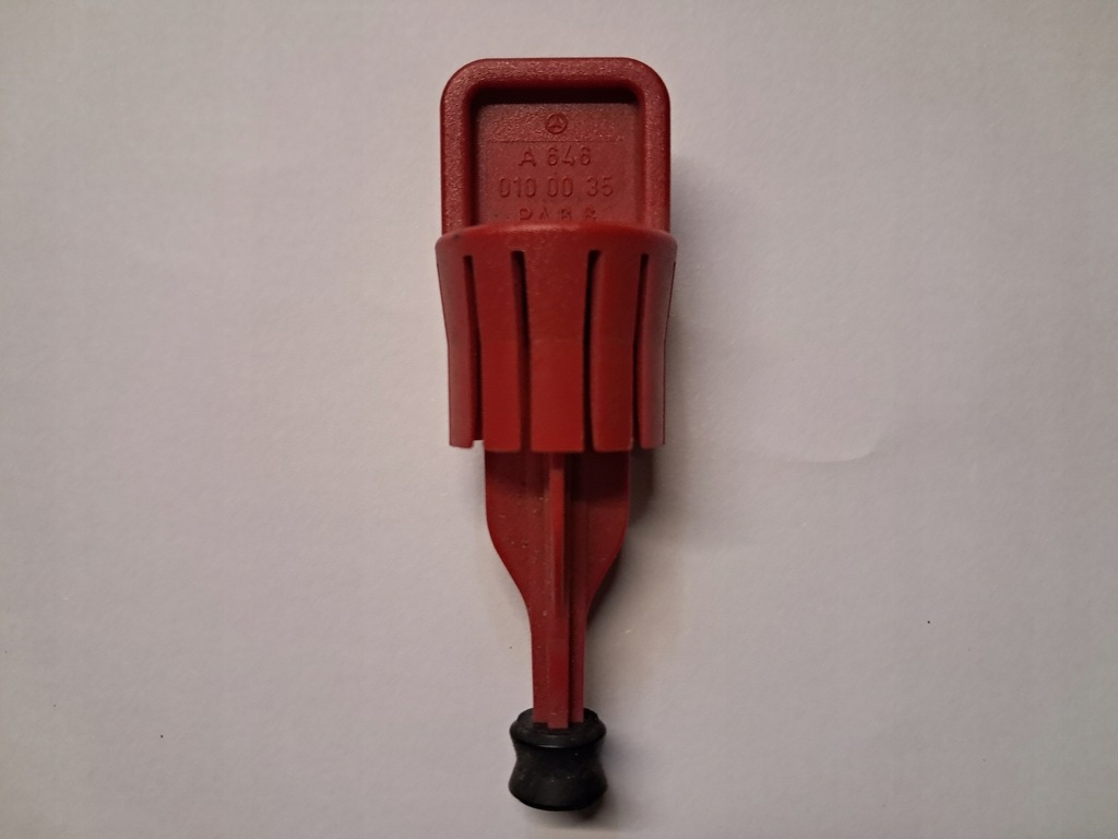 фото №1, Заглушка щупа масла mercedes a6460100035