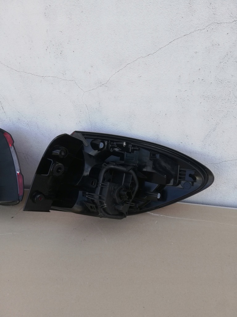 фото №3, Лампа задняя задняя левая renault captur lift