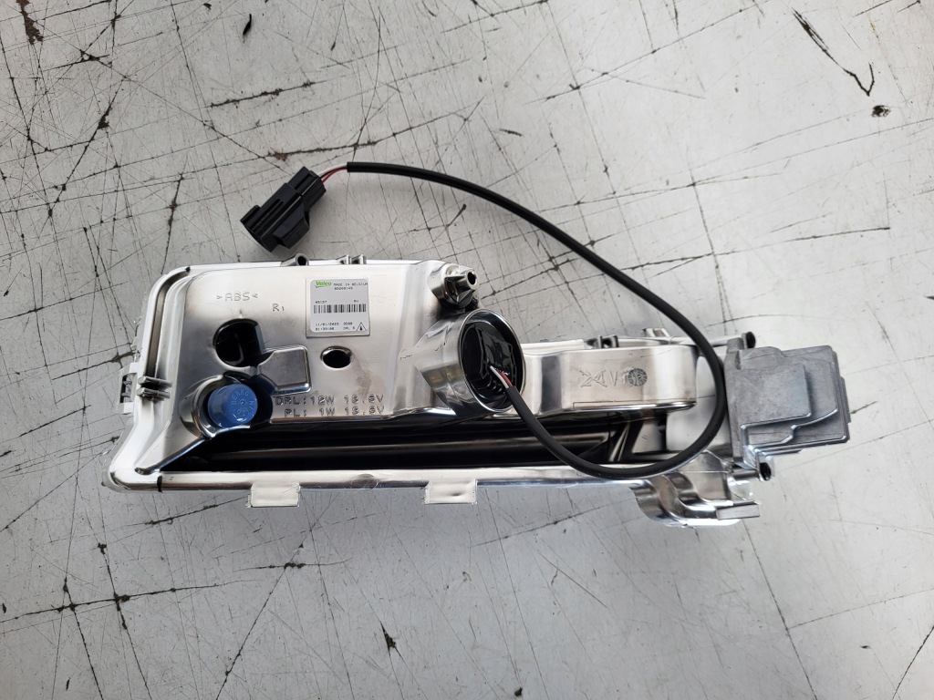 Volvo v60 s60 ii lift протитуманна фара led drl правий 13-18 Зі Шроту