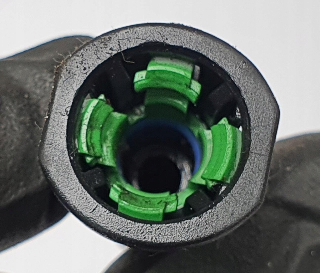 фото №2, Wąż труба трубка wody volvo c70 ii 2.5 t 3m5h-8c012-nk