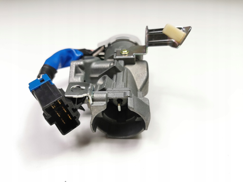 фото №6, Замок зажигания / корпус замка зажигания hyundai i30 2007- оригинальный номер 81910 2l000 колодка 6 pin