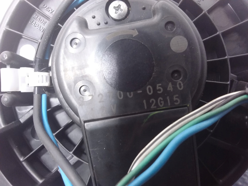 фото №5, Toyota yaris ii воздуходувка воздуха 272700-0540