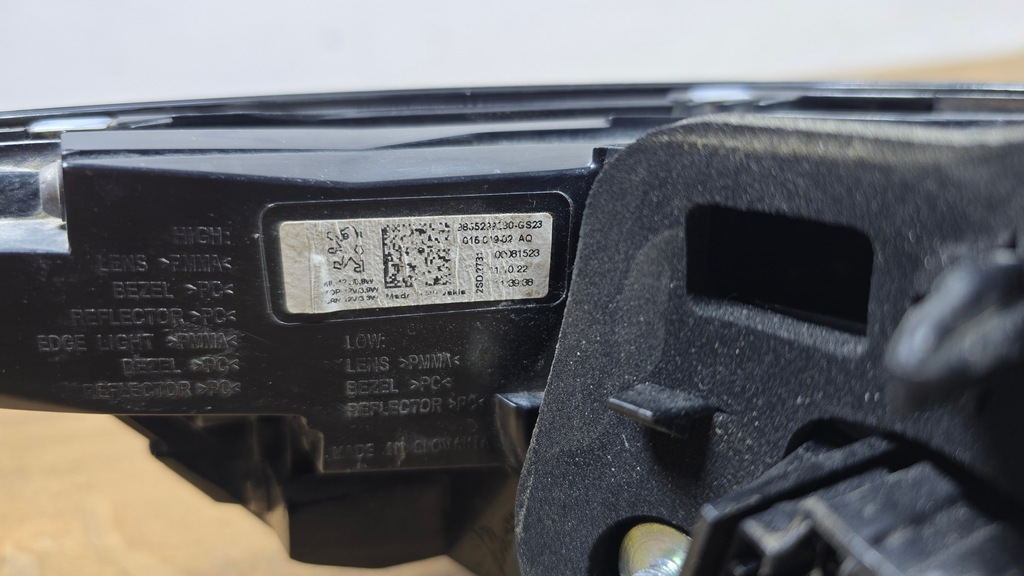 фото №7, Peugeot 308 iii 21- t10 лампа задняя задняя правая 9835299280