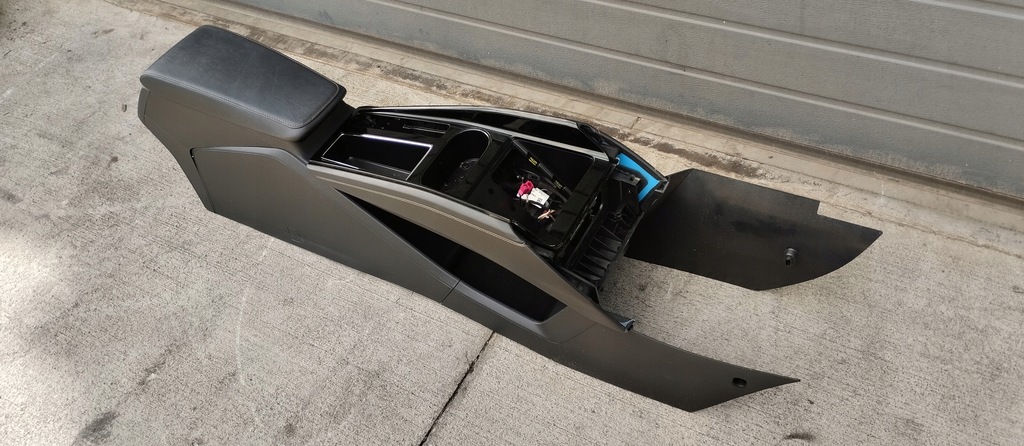 фото №10, Сиденья заднее сиденье туннель обшивки skoda enyaq кожа комплект