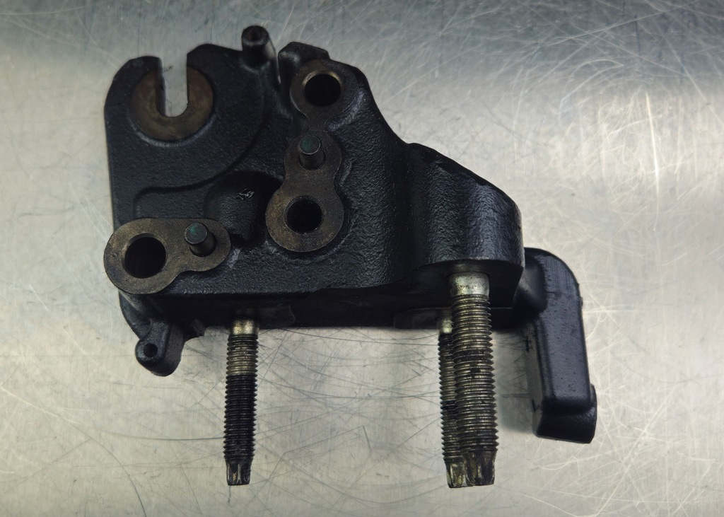 фото №1, Ford mondeo mk5 - кронштейн кронштейн двигуна ds7q6030bc