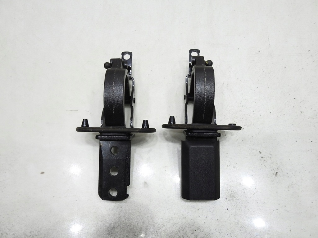 фото №5, Петля петлі кришки volvo v70 iii