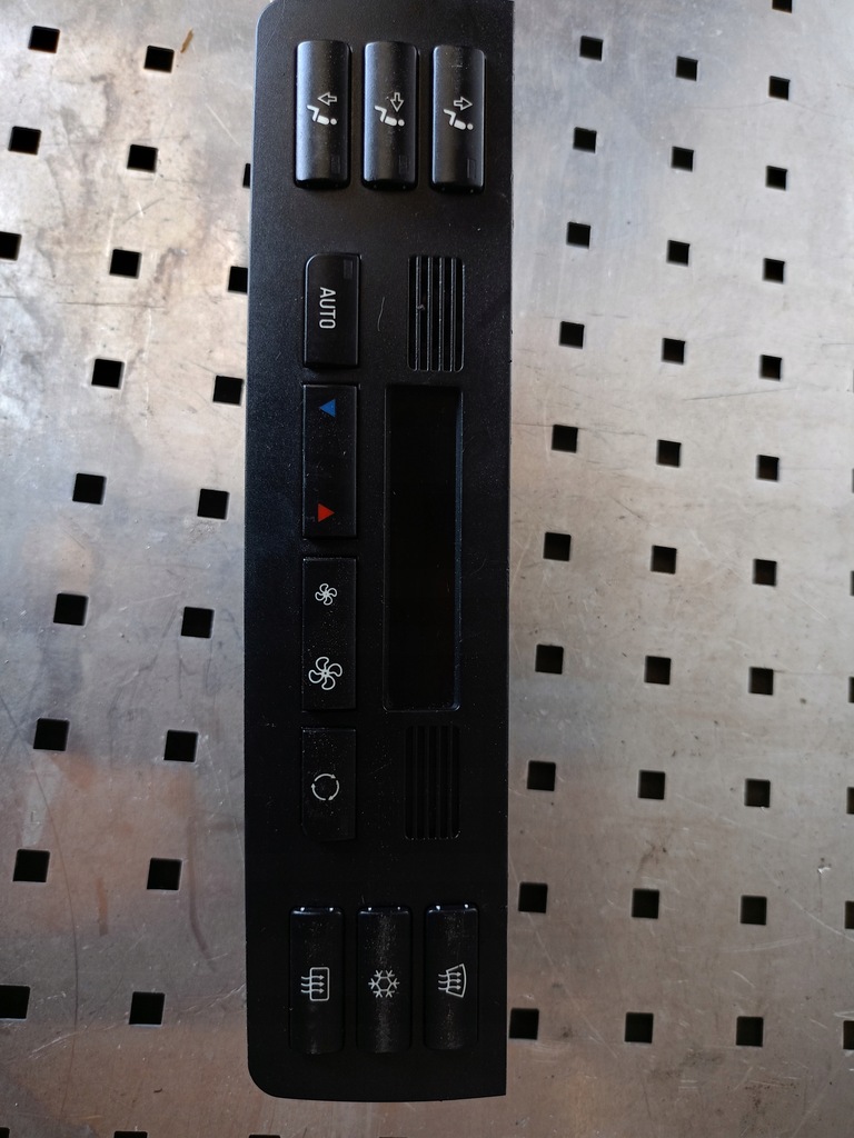 фото №6, Панель обдув кондиціонера bmw e46