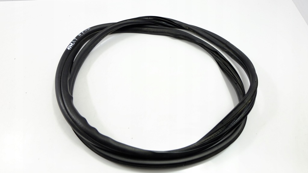 фото №1, Fiat punto evo прокладка кузовная дверь левый задняя