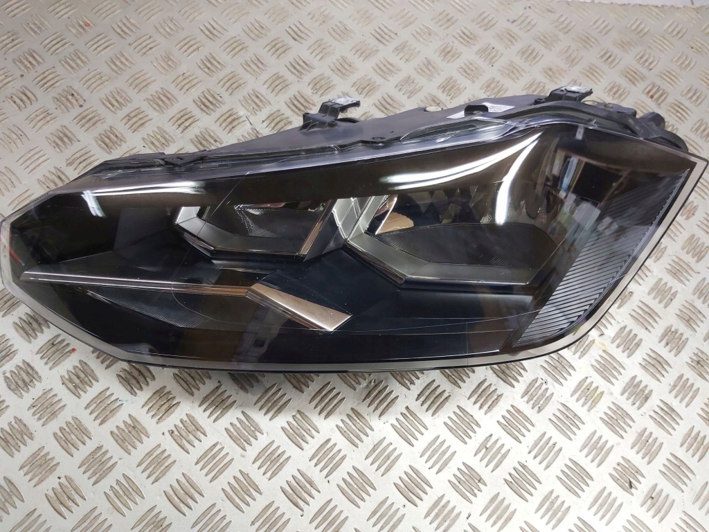 фото №1, Лампа левая передняя vw polo vi 2g1 2017r-