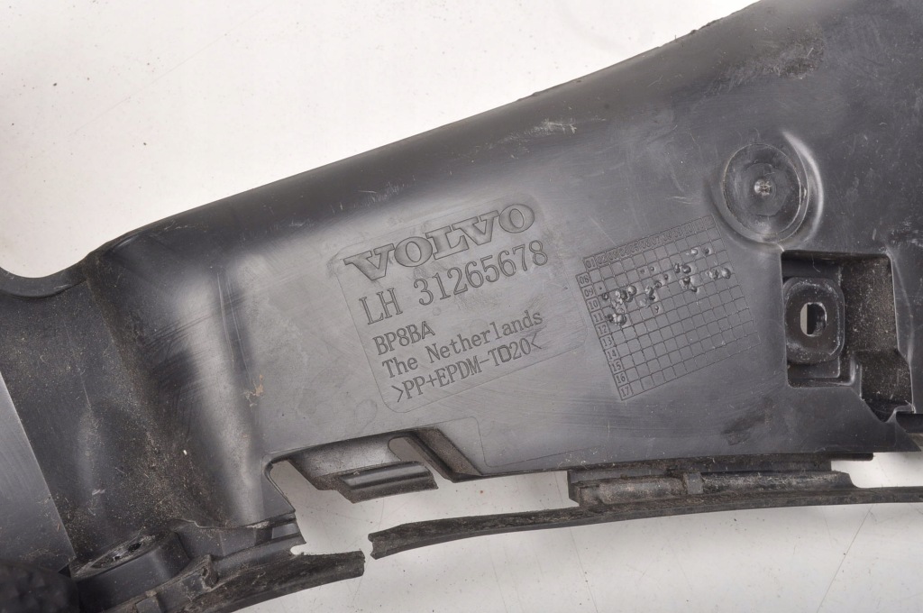 фото №8, Volvo c30 lift направляющая бампера левый задняя 31265678 hb 3d