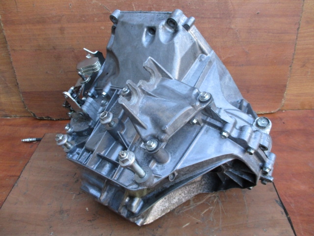 фото №12, Mazda 6 2.0 бензин термостат корпус термостата f-622666.04 pyfa 1516zb