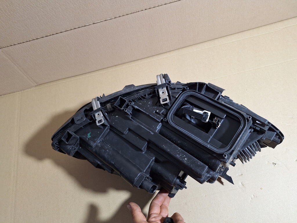 фото №8, Лампа левая mercedes b-klasa w246 lift a2469066101