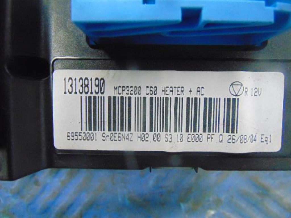 Opel signum керування обігрівач 13138190 в Україні