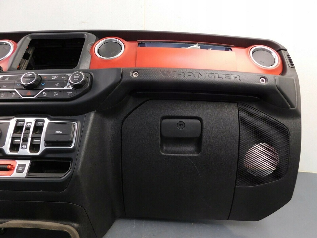 фото №3, Приборная панель приборная панель радио rubicon wrangler jl gladiator