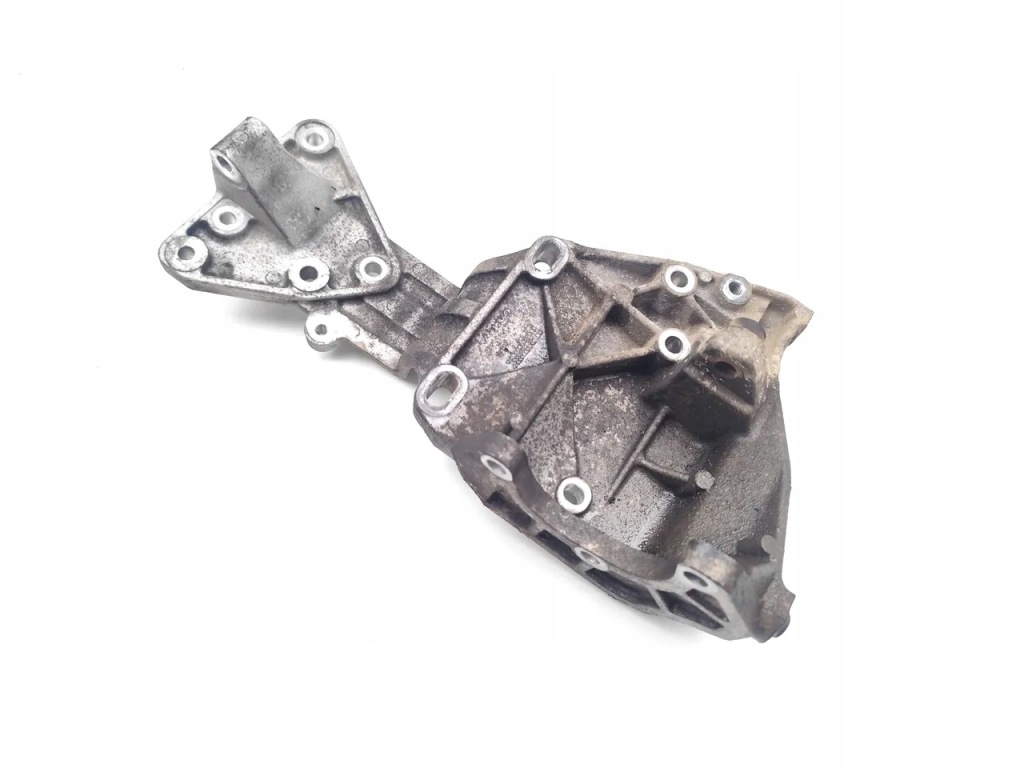 Volvo xc60 кронштейн генератора d5 awd дизель 158kw 215 hp 31316673 2012 Оригинал