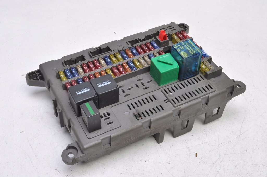 фото №1, Land rover freelander l314 коробка предохранителей 518823208