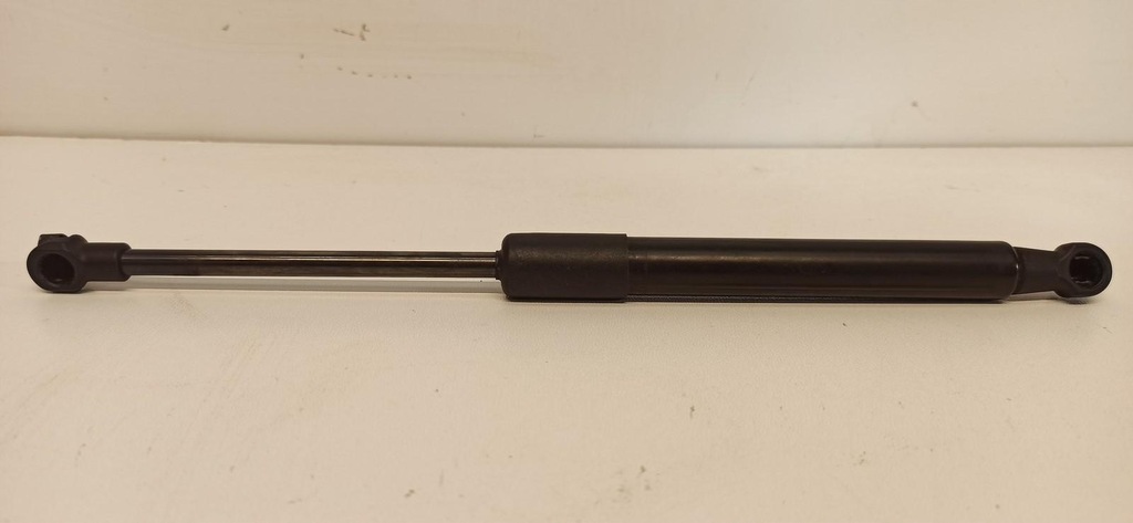 фото №1, Audi q5 привод капот 8r0823359a