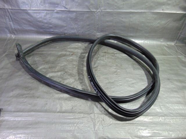 фото №1, Прокладка дверь правый задняя nissan qashqai