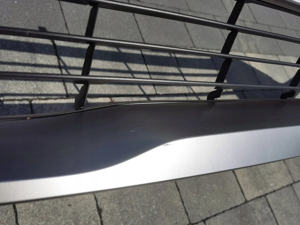 фото №9, Решітка бампера передній toyota prius 8.032