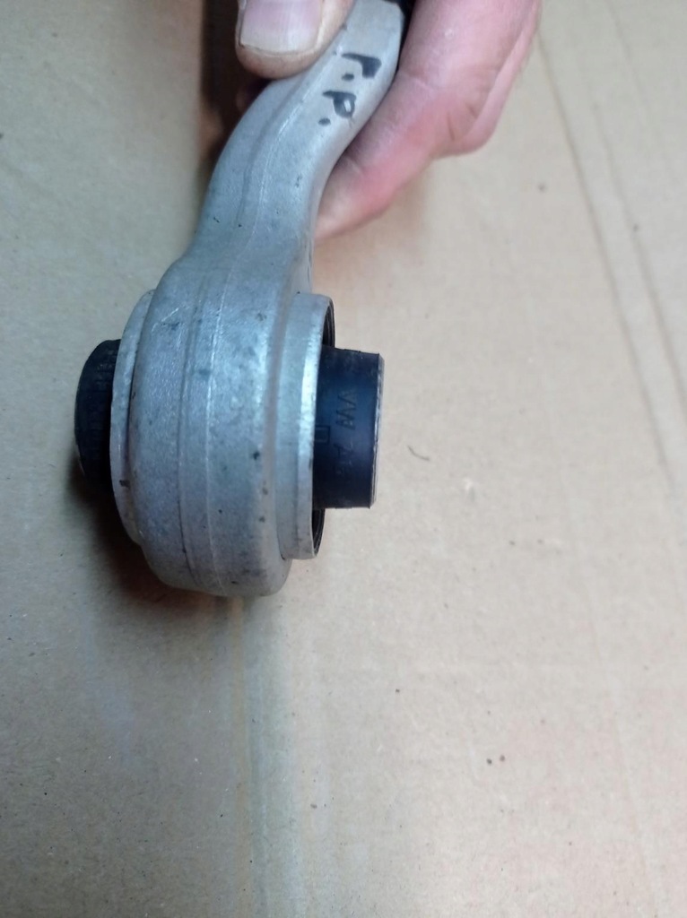 фото №5, Важіль правий передній audi q7 q8 super стан oryg