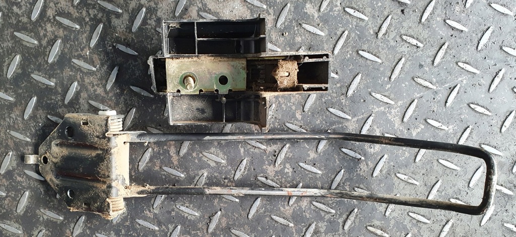 фото №2, Ограничитель дверь правый задняя peugeot partner i