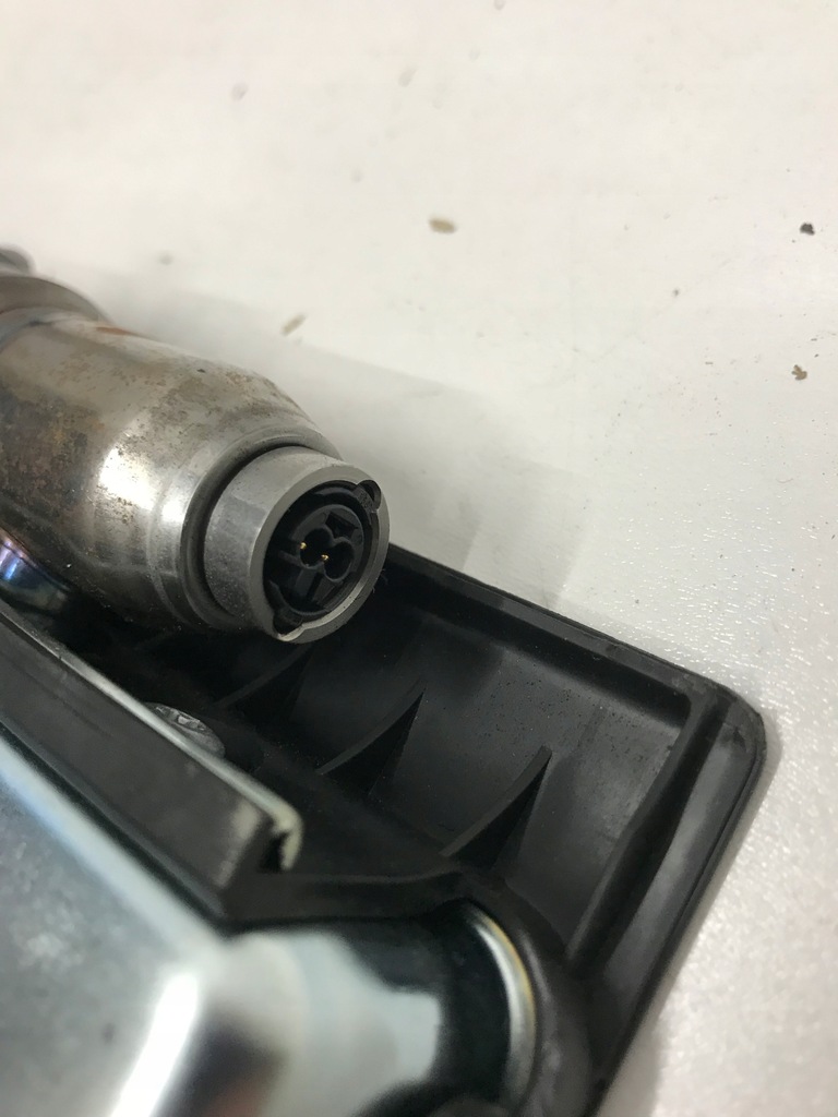 фото №4, Vw passat b8 подушка коленная оригинал