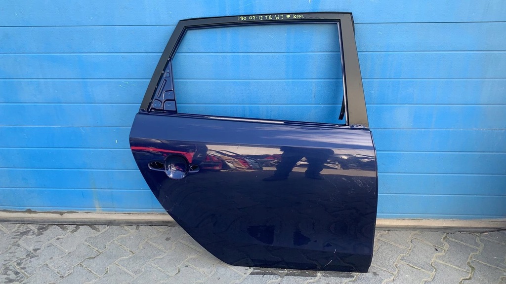 фото №1, Hyundai i30 2007-2012 дверь задние правое kombi