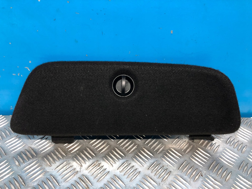 фото №1, Mercedes w176 a250 заглушка обшивка обивка багажника