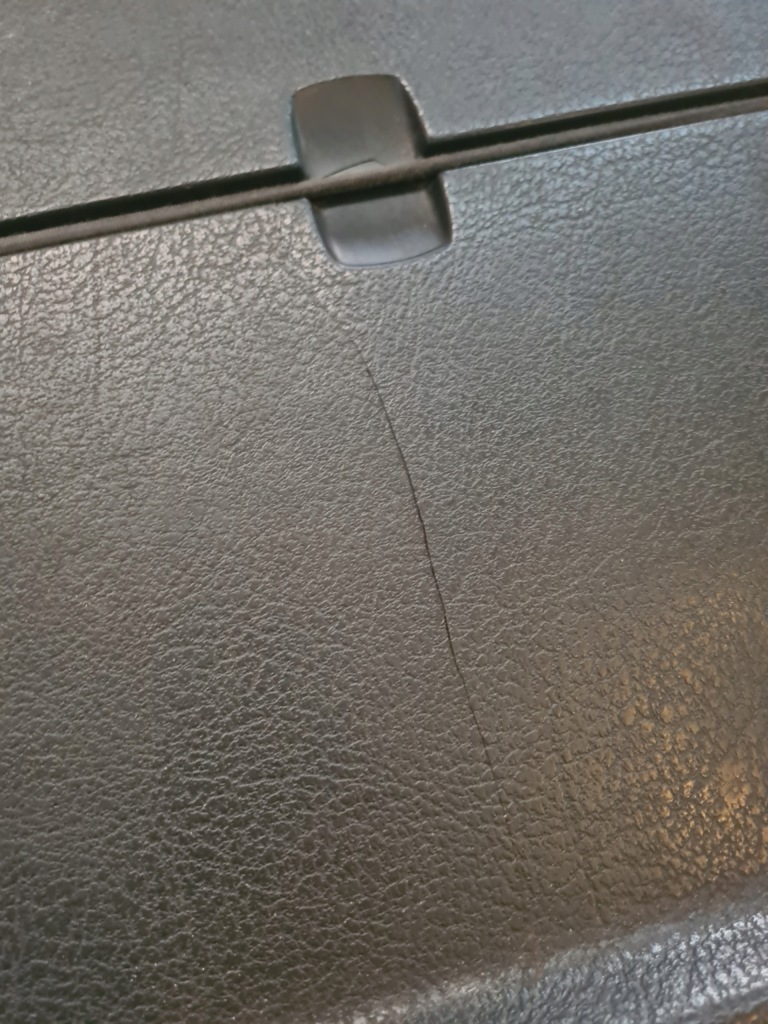 фото №3, Полка бардачок с преобразователь renault midlum premium kerax dxi volvo fe