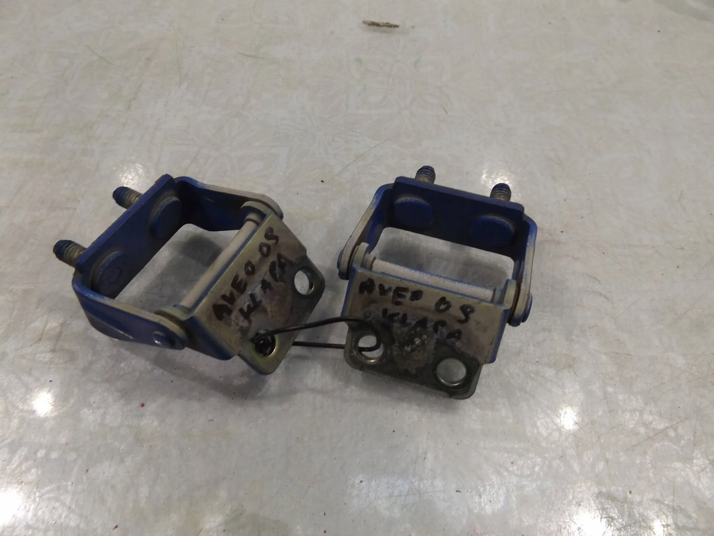 фото №1, Aveo t250 петля крышки комплект