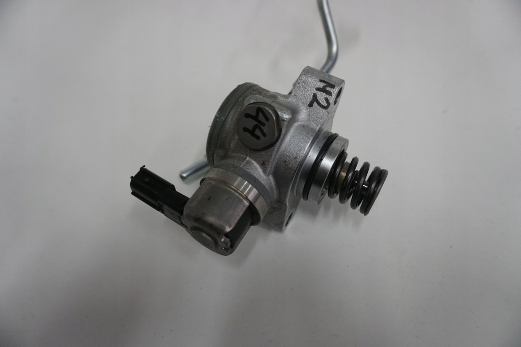 фото №1, Mazda 2 dl насос пального 296100-0581 1.5 90km бака