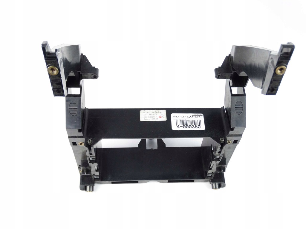 фото №1, Mercedes e klasa w211 рамка каркас радіо a2116800134